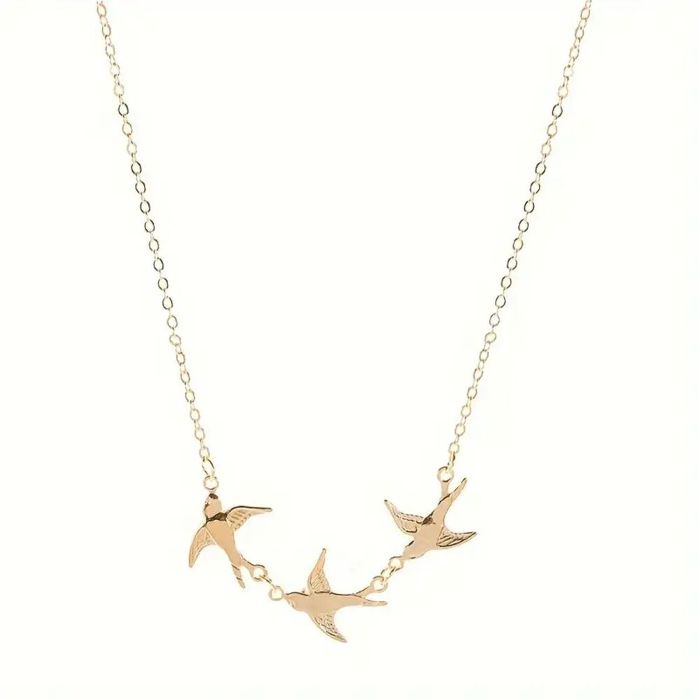 "Loyalty" Three Swallows Minimalist Gold Chain Necklace - Picture 3 of 4